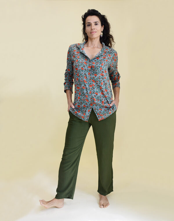 חולצת כפתורים חולצת כפתורים