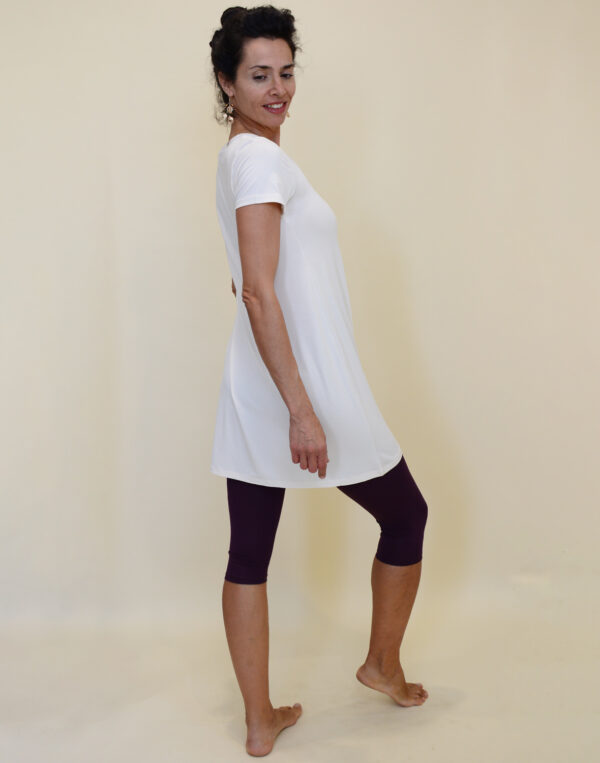 שמלת בייסיק שרוול קצר