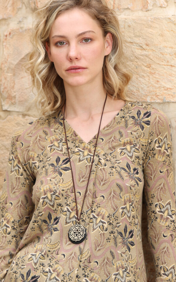 טוניקה רחבה