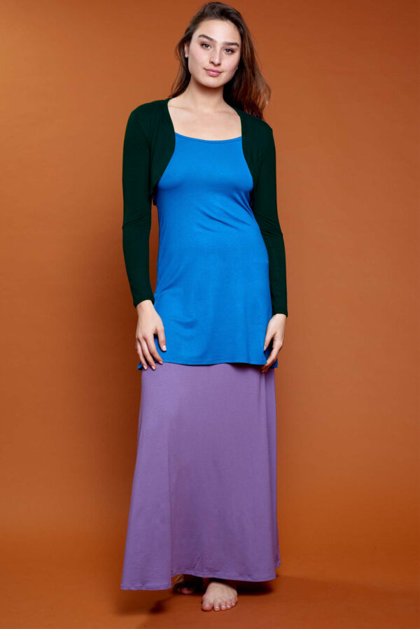 עליונית שרוול ארוך י. בקבוק עליונית שרוול ארוך י. בקבוק