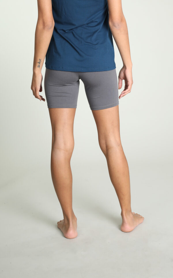 טייץ קצר חלק