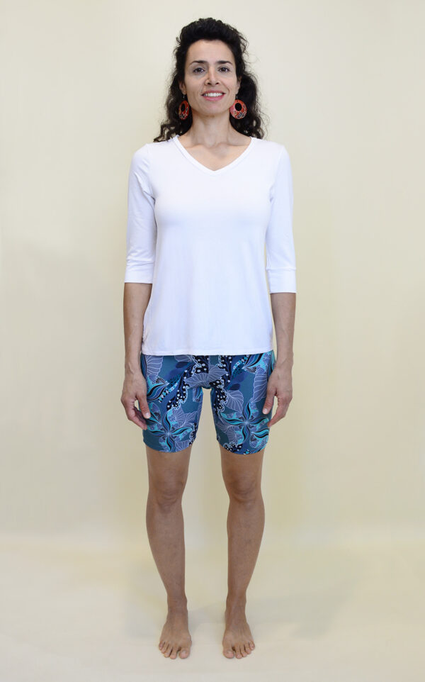 חולצה משוחררת