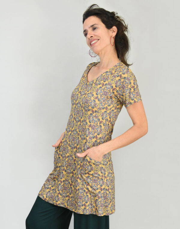 טוניקת כיסים