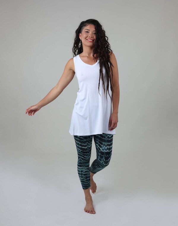 טוניקת וי בייסיק טוניקת וי בייסיק