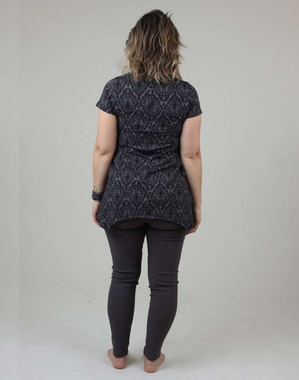 טוניקה מודפסת