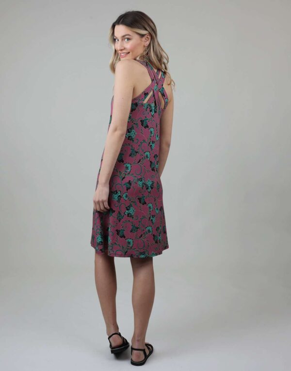 שמלת גופייה מעוצבת