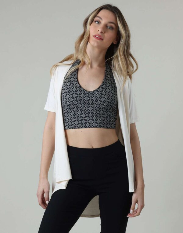 עליונית שרוול קצר