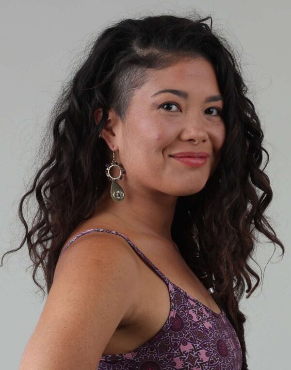 עגילים מרוקעים