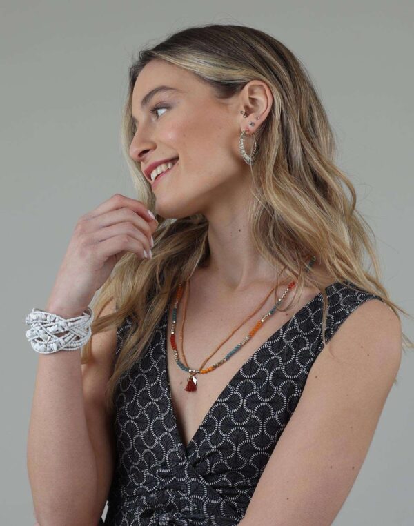 עגילי חרוזים