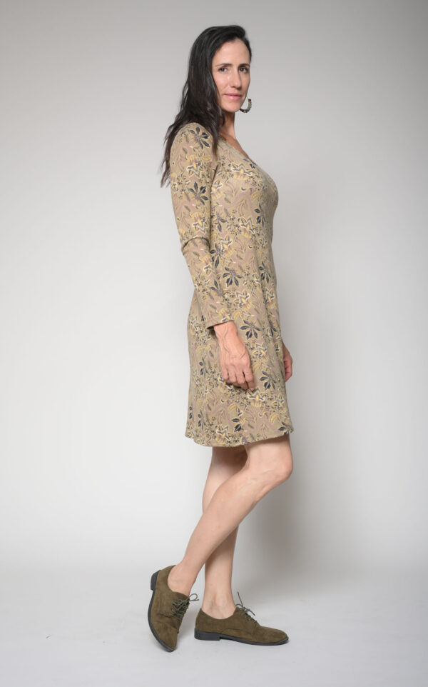 שמלה בייסיק