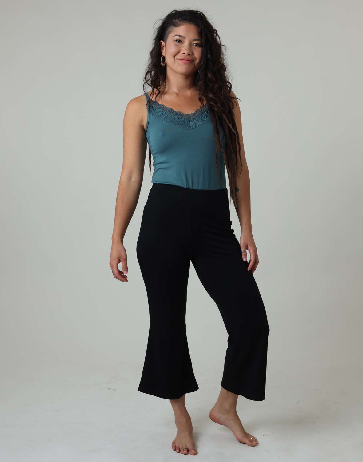 גופיית תחרה – תמונה 4 גופיית תחרה – תמונה 4