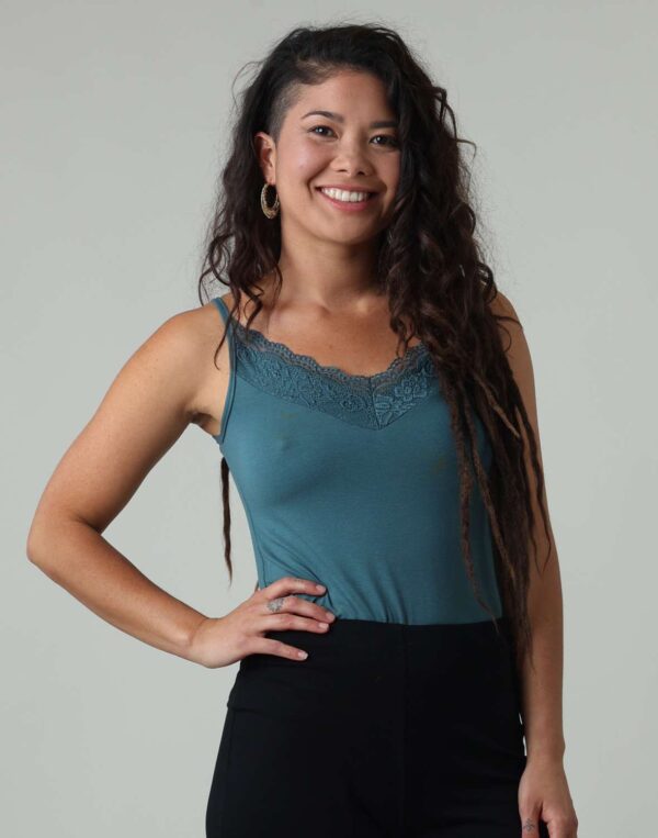 גופיית תחרה