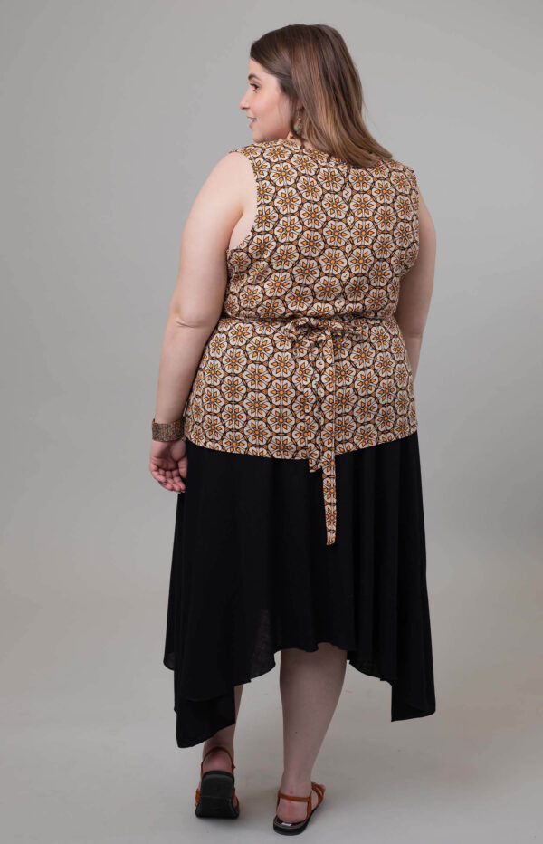 חולצת מעטפת