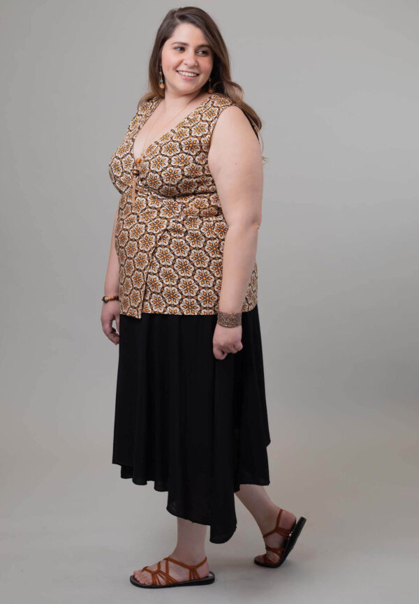 חולצת מעטפת