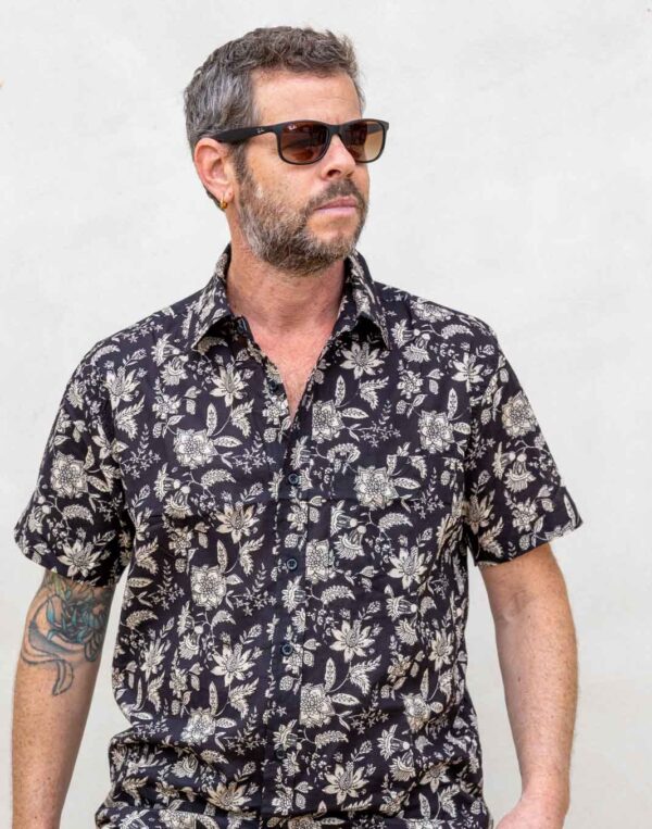 חולצת גברים ש. קצר