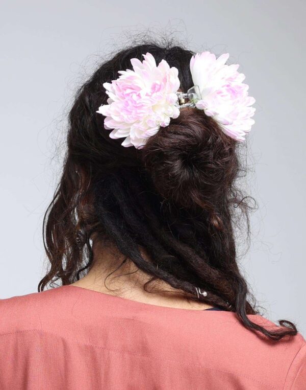 סיכת פרח גדול