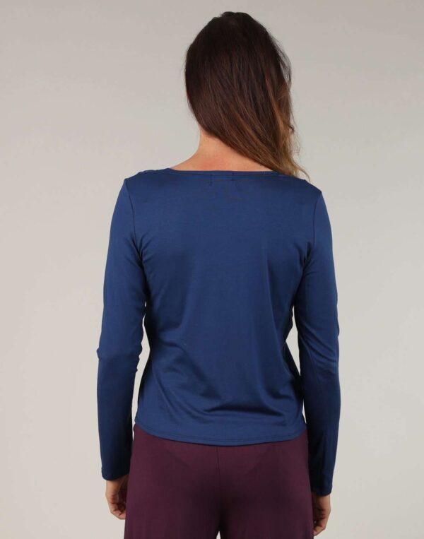 חולצת בייסיק תחרה