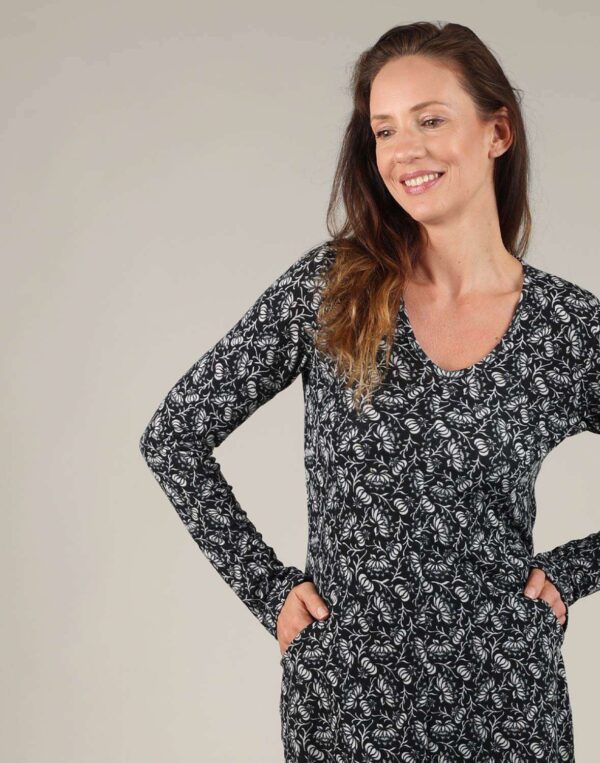 טוניקת כיסים