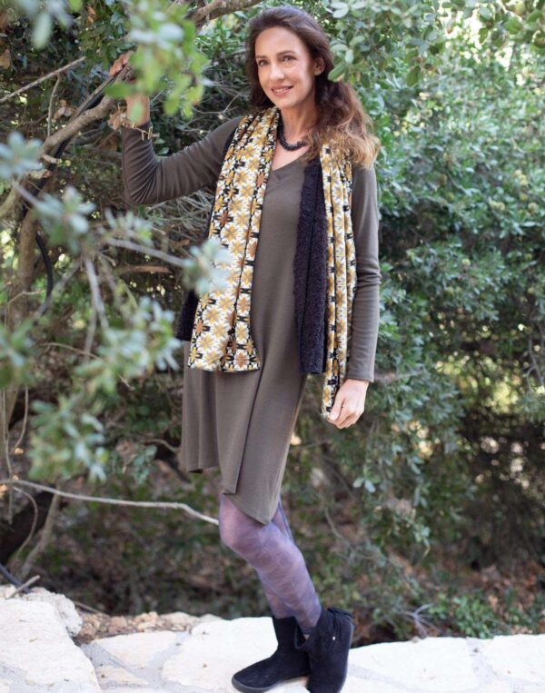 שמלת מחשוף וי