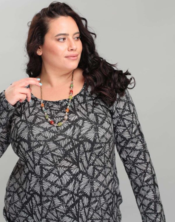 חולצה מודפסת