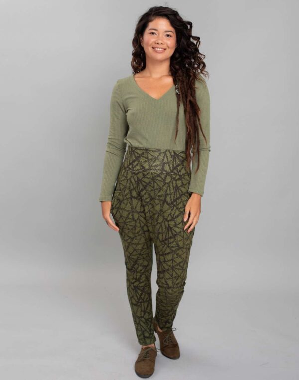 מכנסי שקי מודפסים