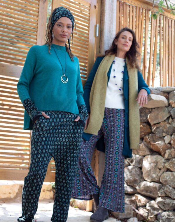 מכנסי שקי מודפסים