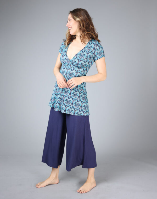 מכנסי ריב רחבים