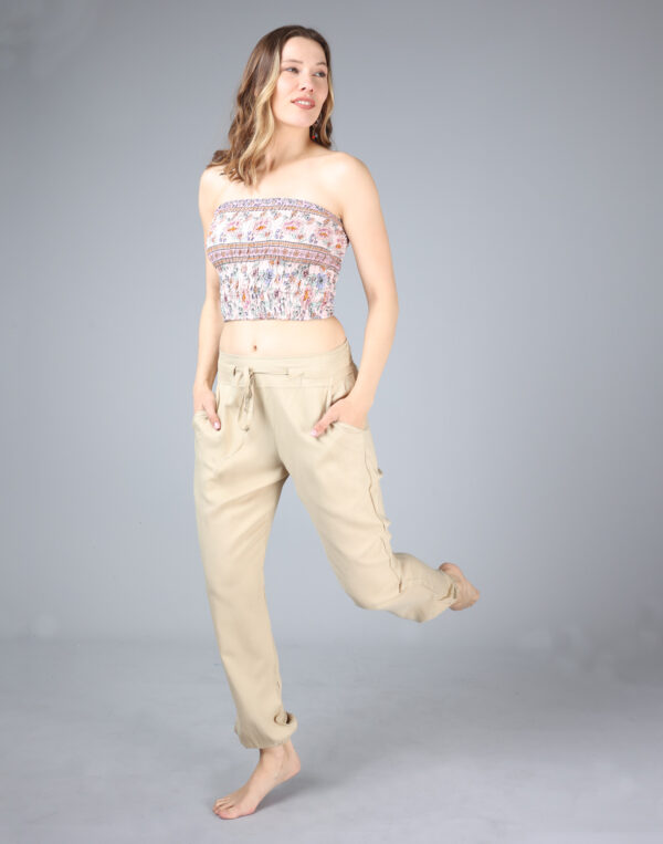 מכנסיים קלילים