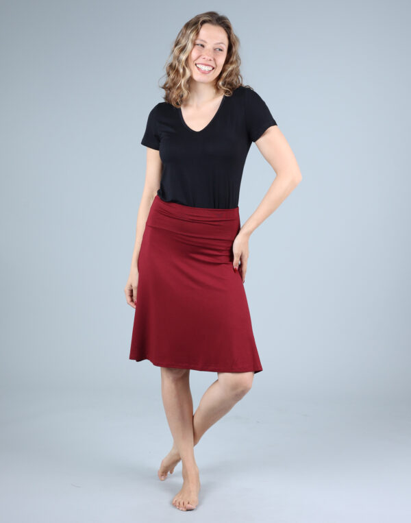 חצאית בייסיק