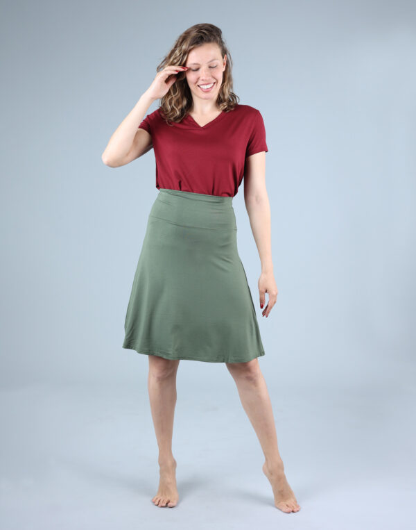 חצאית בייסיק