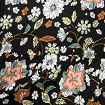 פרחים על רקע שחור