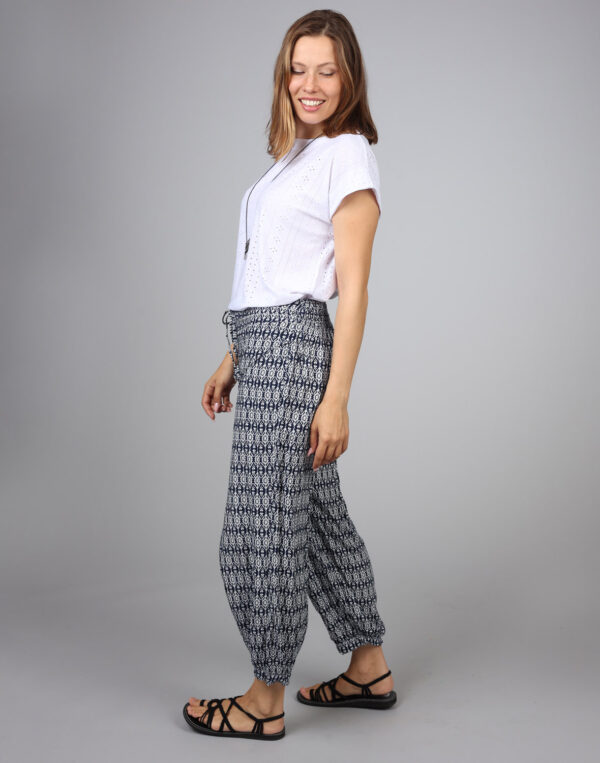 מכנסי מעטפת קלילים