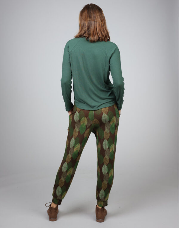 מכנסיים מודפסים