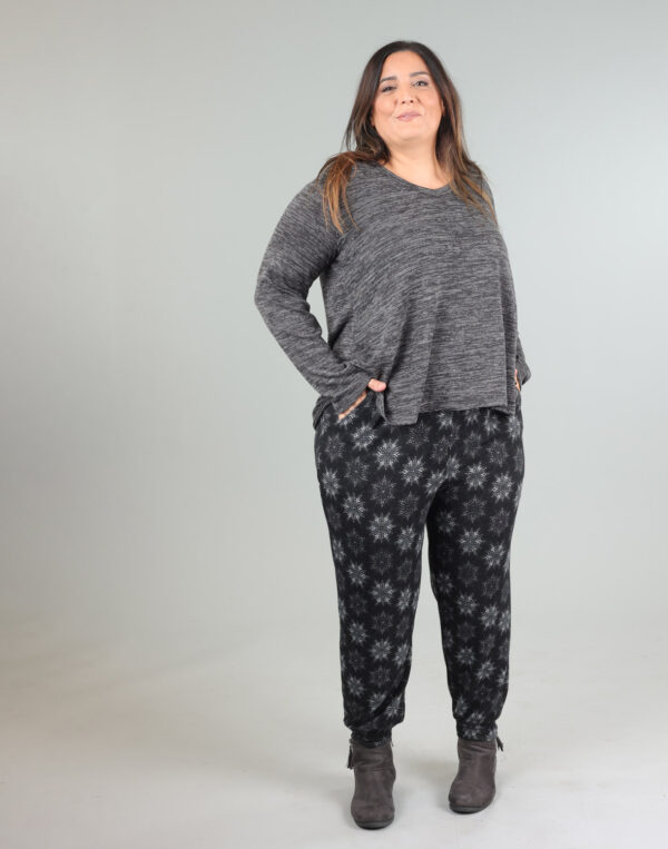 מכנסיים מודפסים