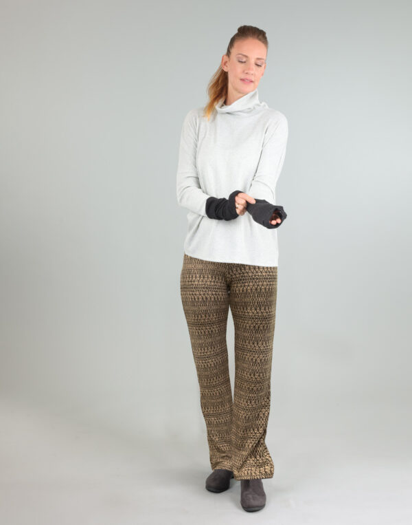 מכנסים מודפסים מתרחבים