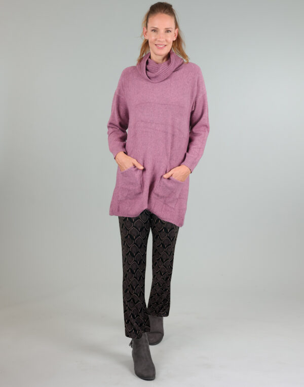 מכנסים מודפסים מתרחבים