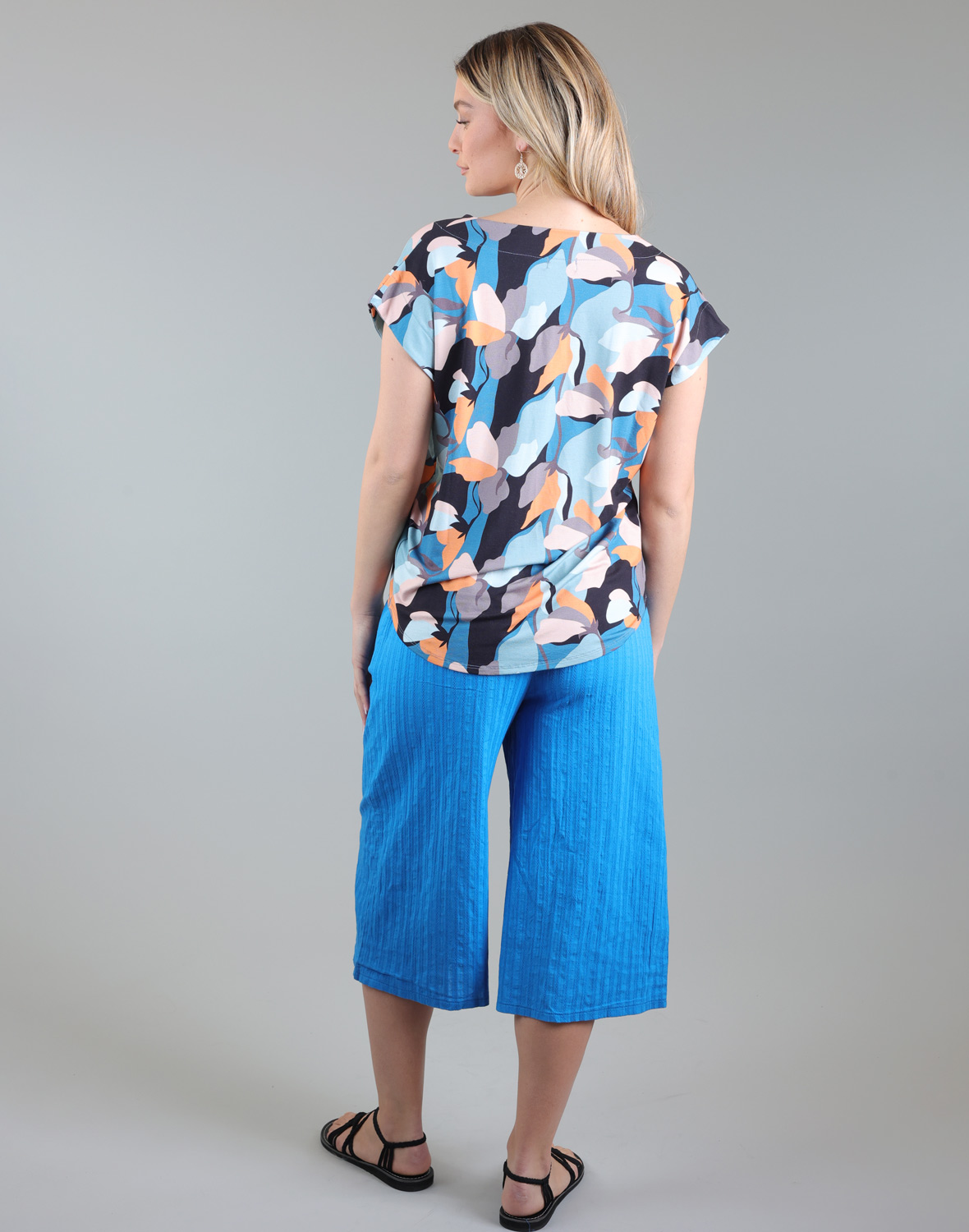 מכנסי כותנה – תמונה 2 מכנסי כותנה – תמונה 2