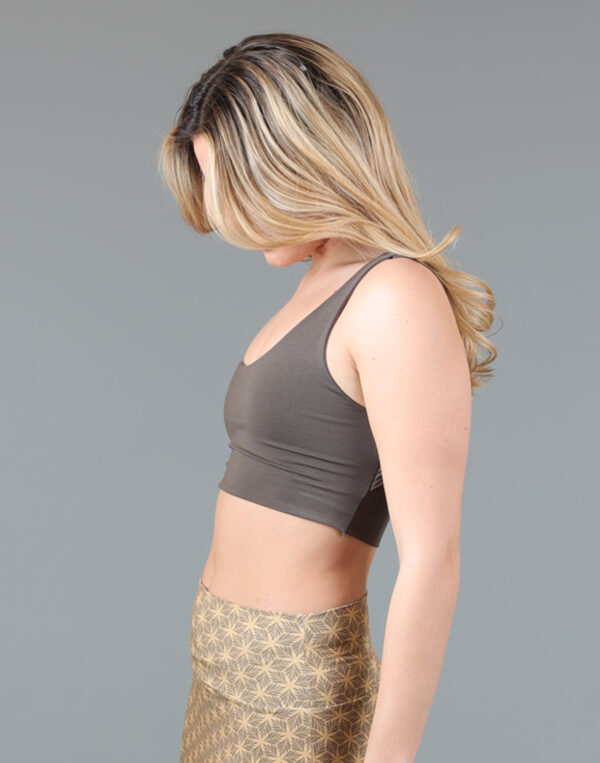 טופ גב חשוף