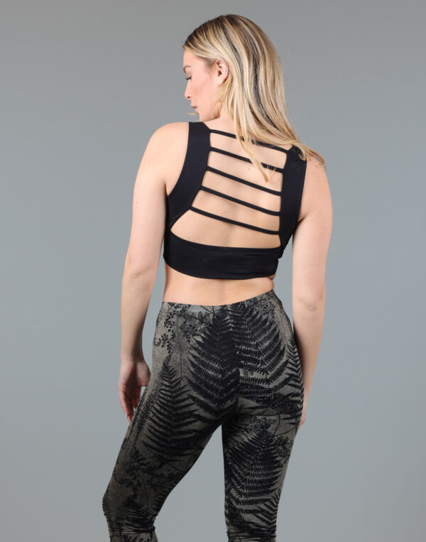 טופ גב חשוף