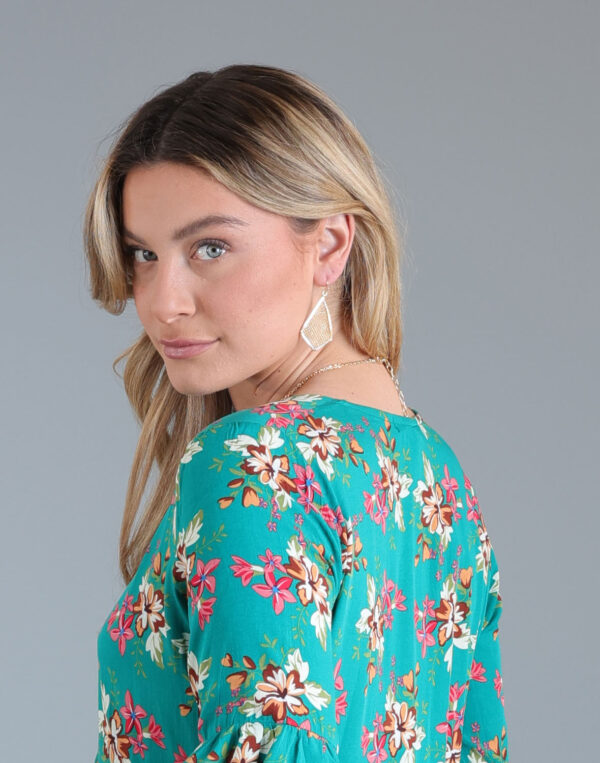 עגיל מעויין זהב