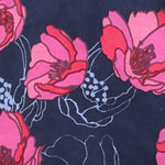 פרחים ורודים גדולים