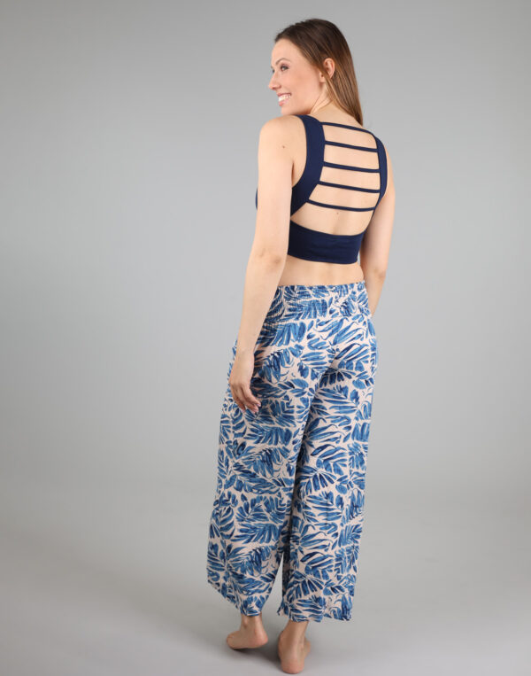 טופ גב חשוף