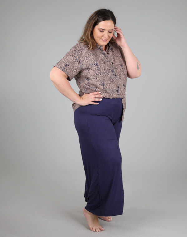 חולצה מכופתרת