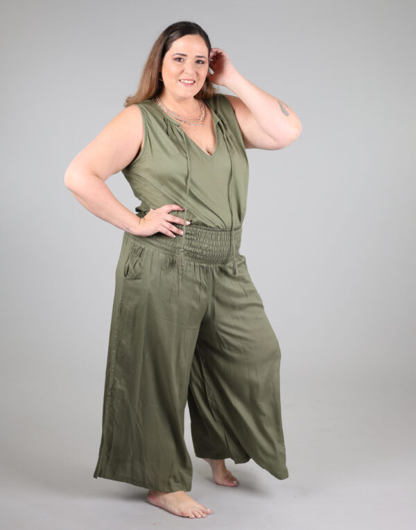 חולצת קשירה