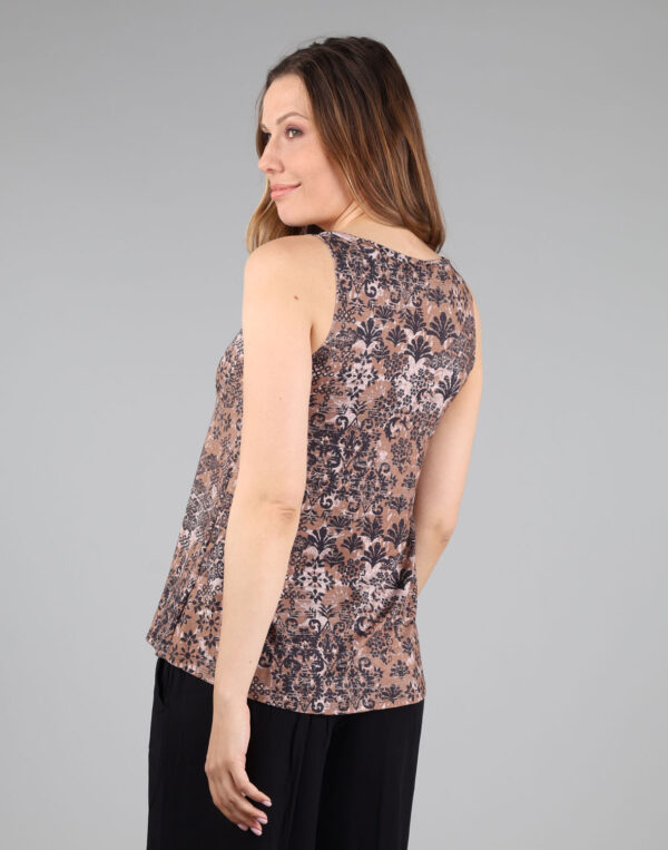 גופיה רחבה מודפסת