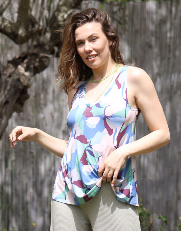 גופיה רחבה מודפסת