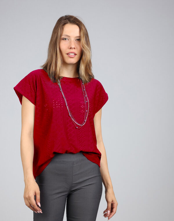 חולצה משוחררת