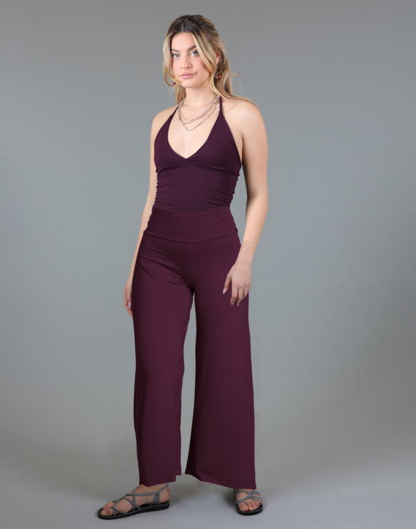 מכנסי לייקרה מתרחבים