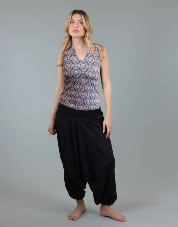 גופייה צמודה