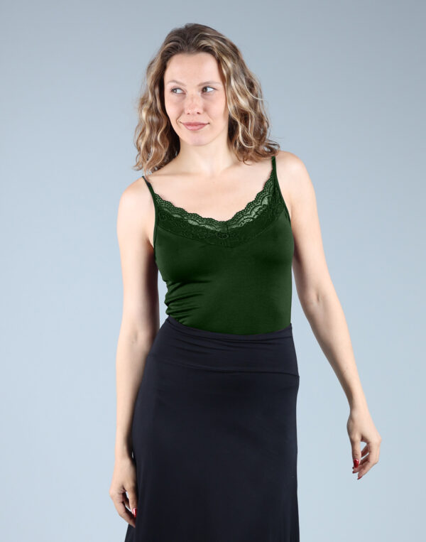 גופיית תחרה בייסיק